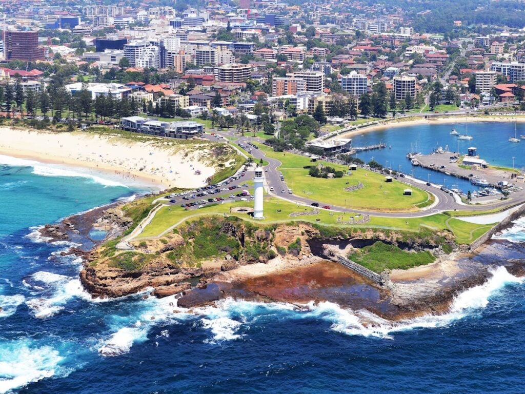aerial shot of wollongong